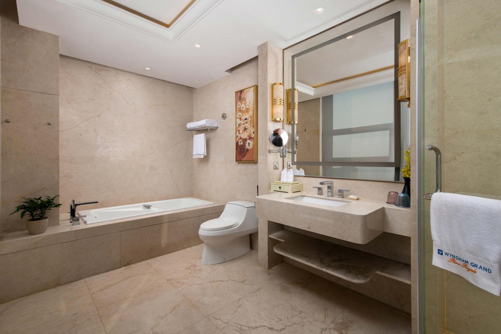 Wyndham Grand Plaza Royale Changsheng Jiangyin Exterior foto
