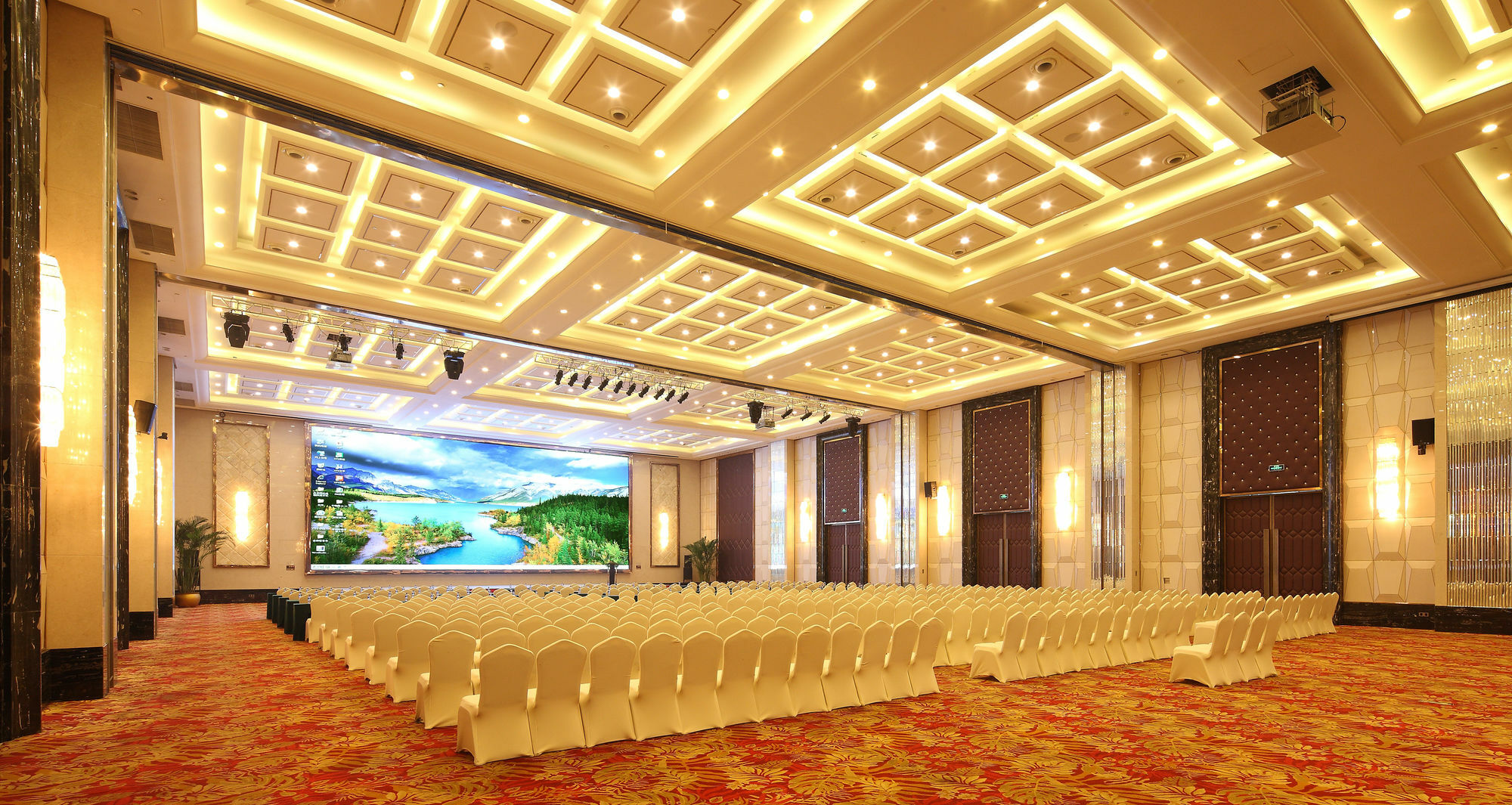 Wyndham Grand Plaza Royale Changsheng Jiangyin Exterior foto